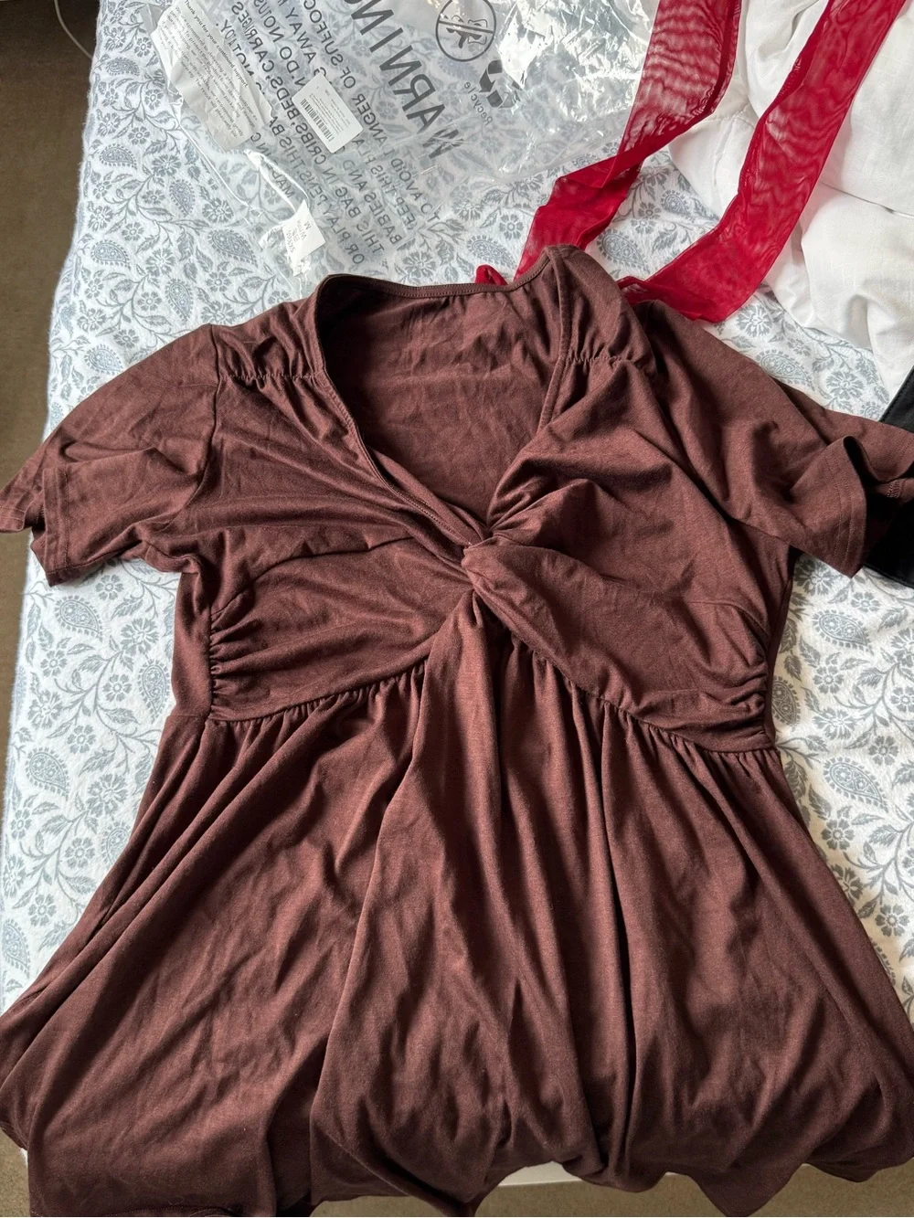 Women's Twist-Front Short Sleeve Top - Brown